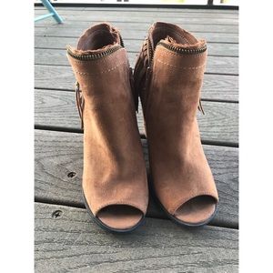 Peep-toe Dolce Vita Block Heel